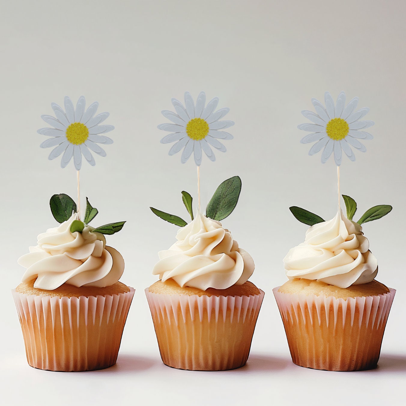 Daisy Cupcake Toppers, Daisy Decorations,