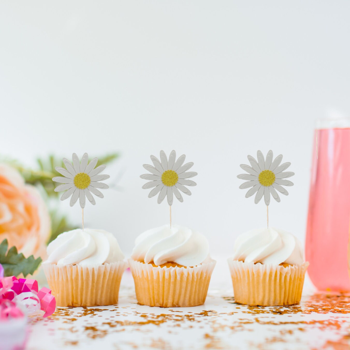 Daisy Cupcake Toppers, Daisy Decorations,