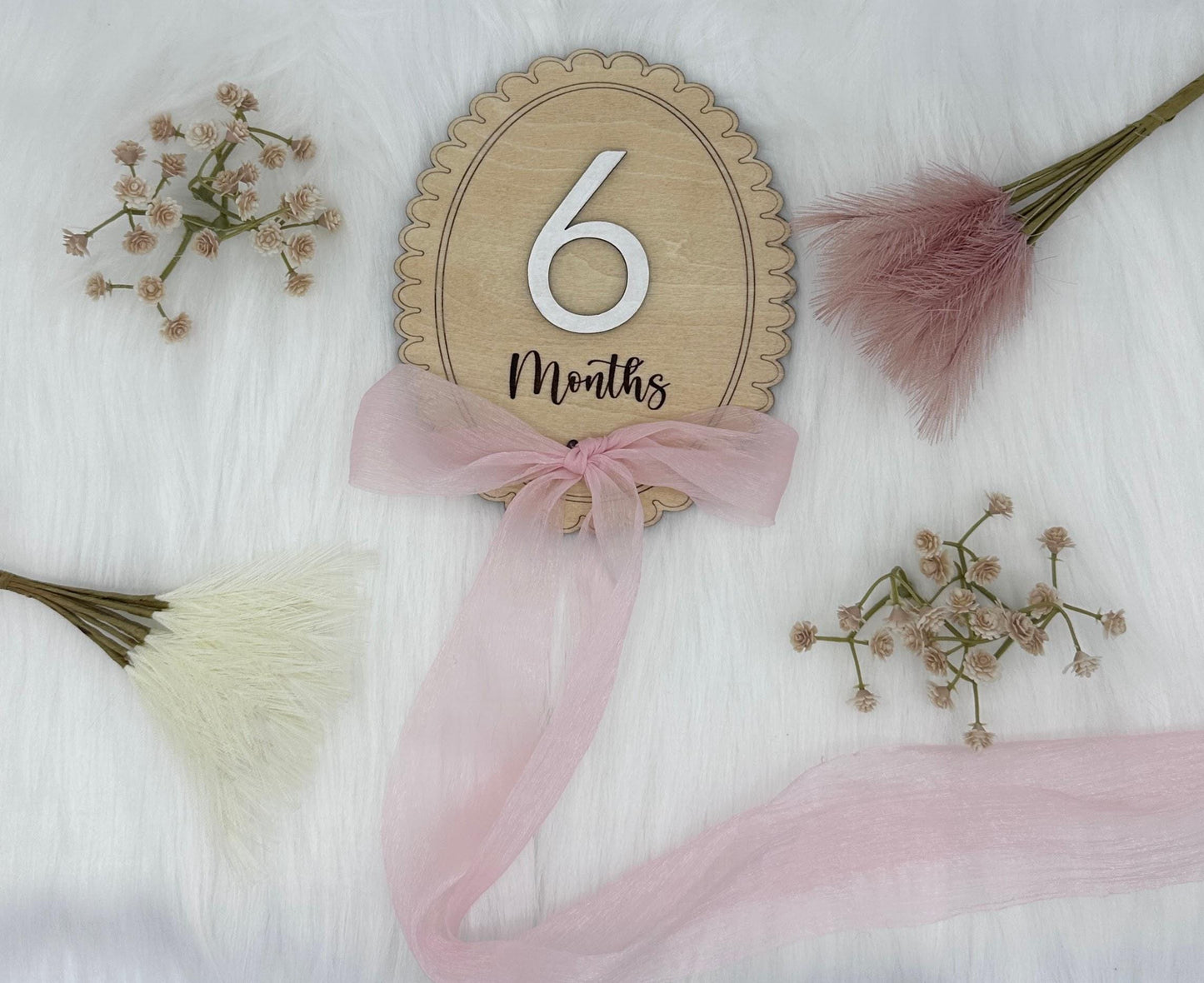 Wooden Lace Ribbon Bow Interchangeable Milestone Cards, Baby Monthly Milestone Marker, Personalize Custom Name, Nursery, Baby Shower Gift